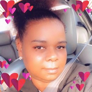 Meet your Posher, Neyda